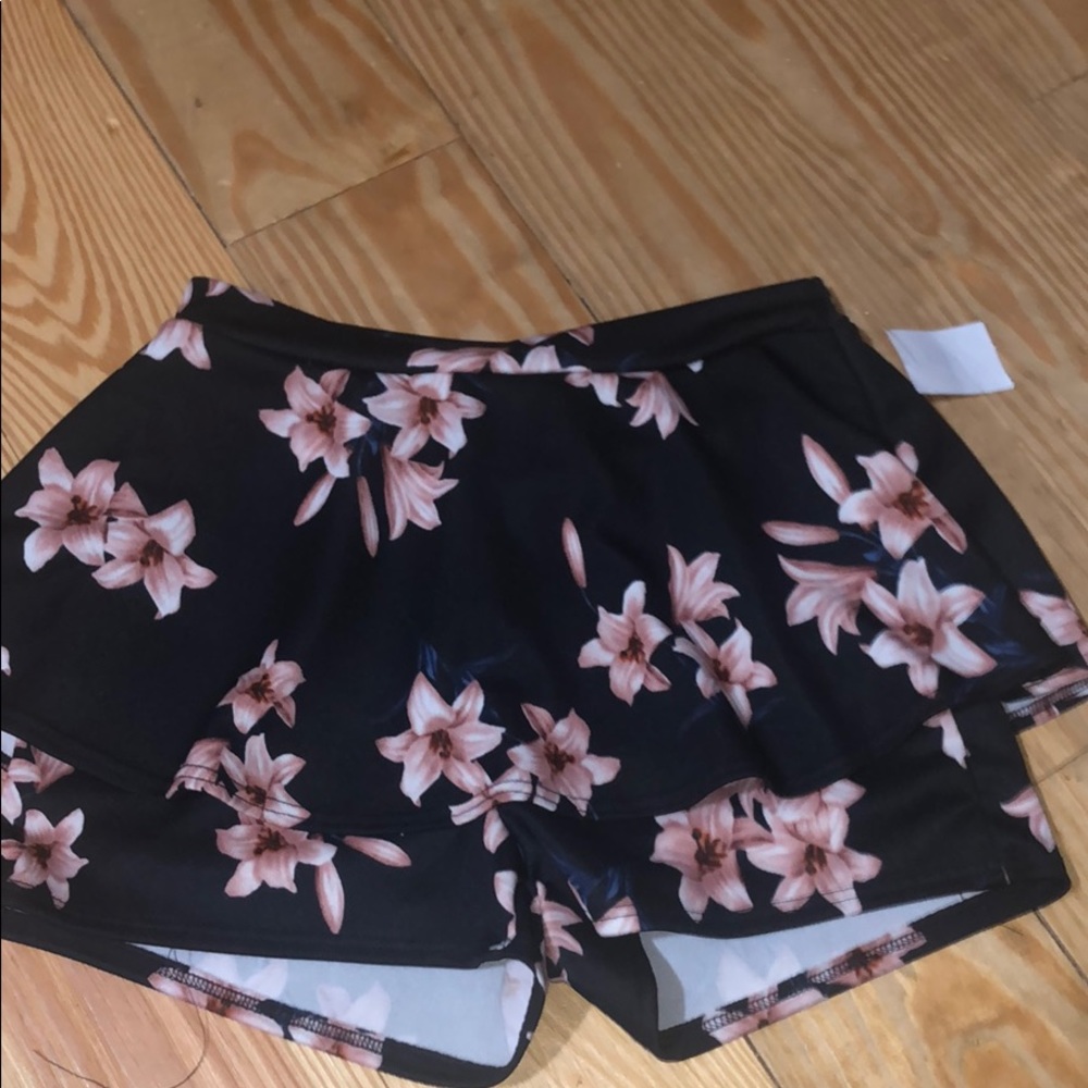 Charlotte Russe skorts (shorts/skirt)